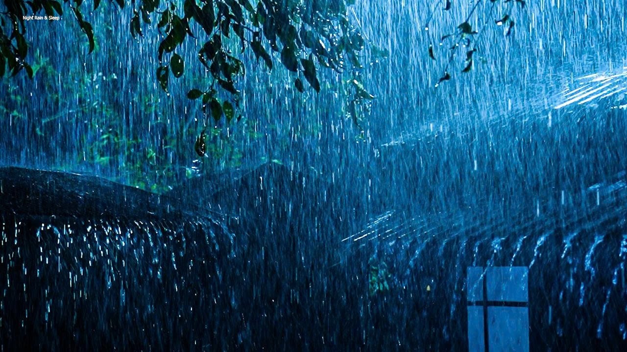 Сильная грозовая ночь с проливным дождем и очень громким громом ⚡⛈ Звуки грозы для сна