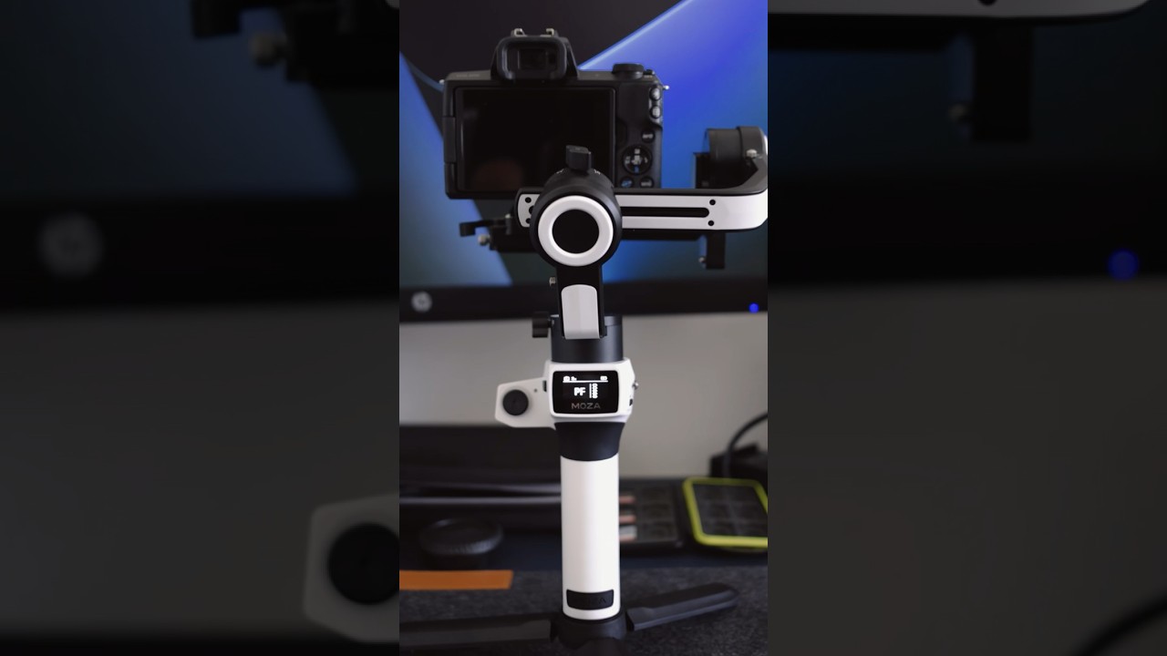 Unboxing ​#mozaaircrosss  @GudsenMOZA 🎥🔥 #filmaking #filmakers #gudsenmoza #stabilisateur