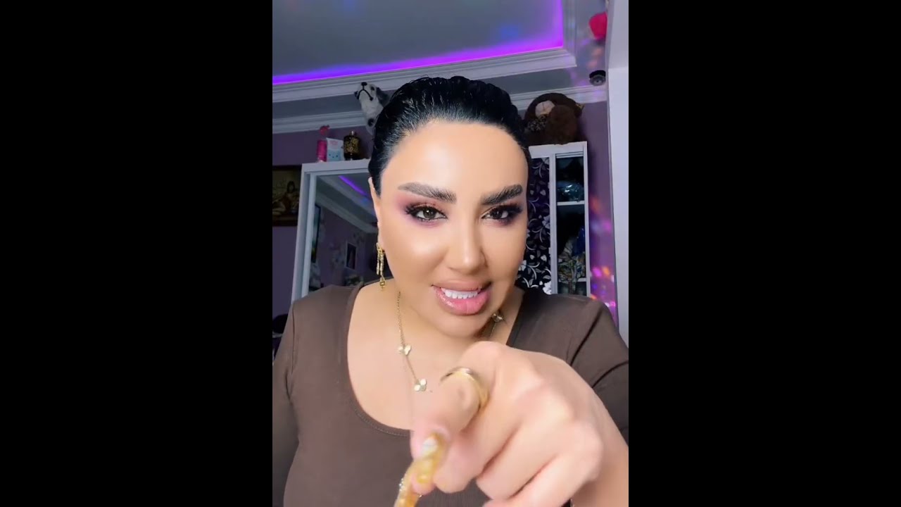 Ofeliya şabanova Kəmalə günəşlinin şəklin yerə çırpıb🫨Kəmalə günəşli:İllərin dostluğunu çırpdı😡