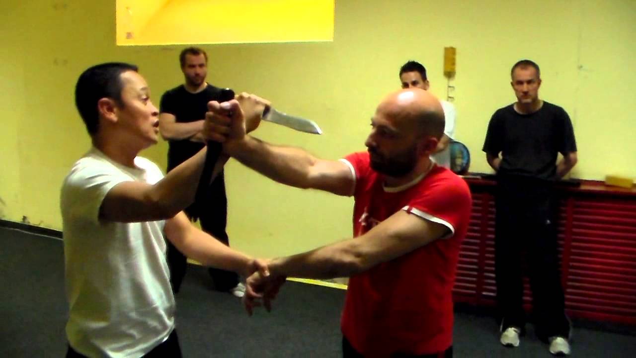 Kombatan (eskrima) master Randy Remolin - advanced knife fighting 2 (ESSC eskrima.hu)