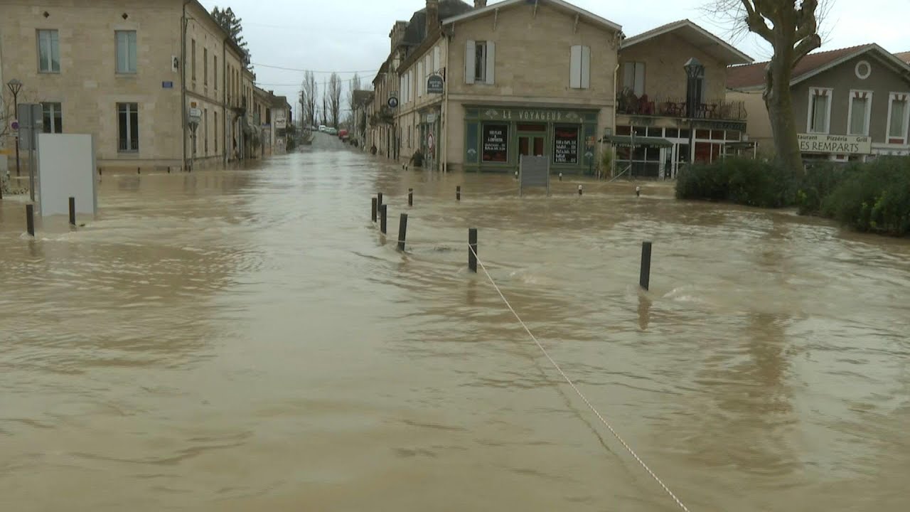 Gironde: Cadillac inondé, la Garonne toujours en alerte rouge | AFP Images