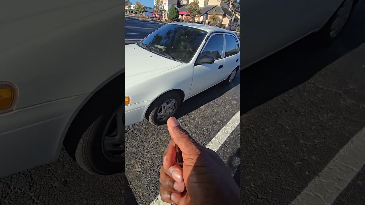 2000 Toyota Corolla non chip key. Lakelandcarkeys.com 