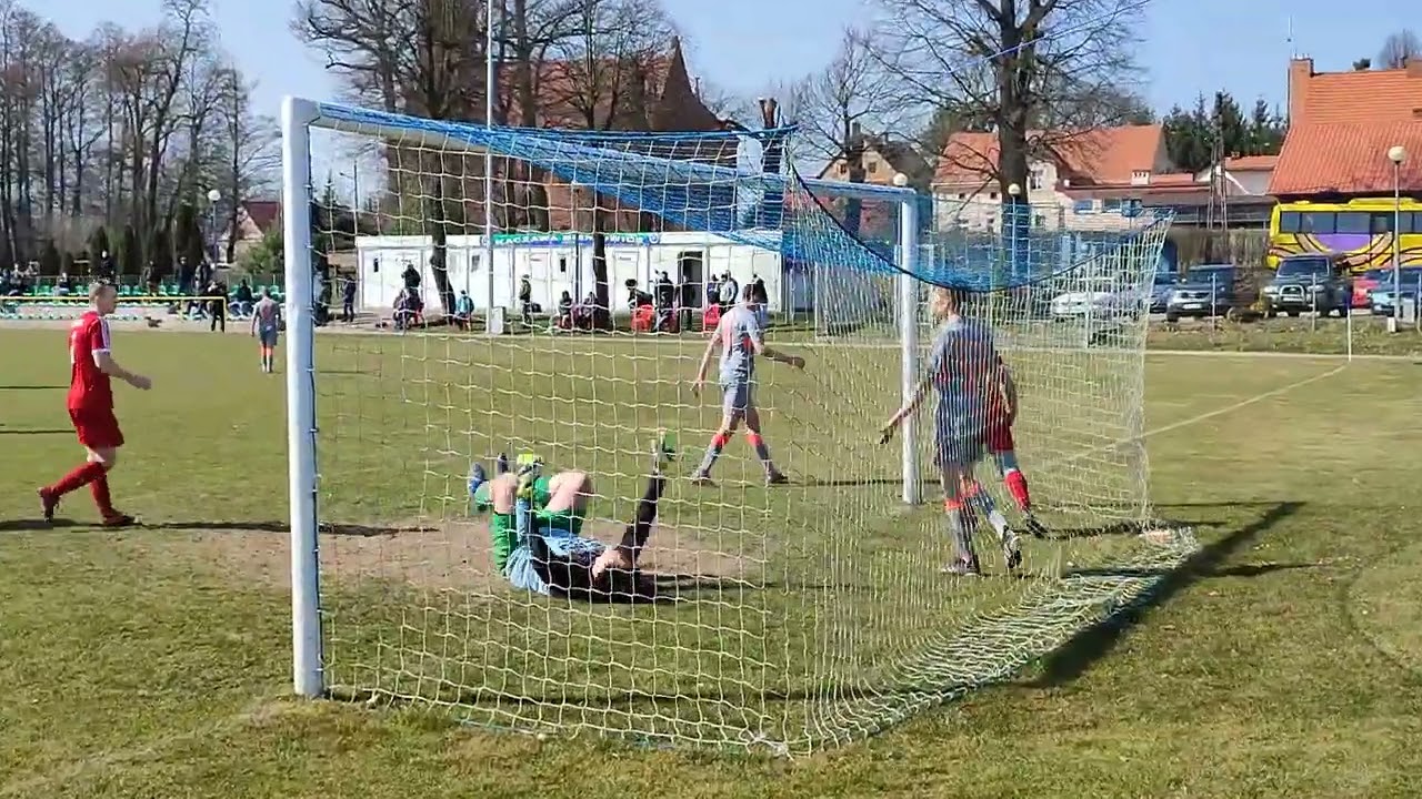 Kaczawa II Bieniowice - Orzeł Pichorowice (20.03.2022). Gol na 4:3