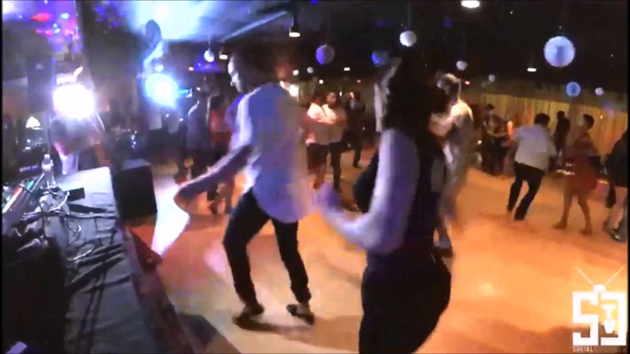 Isabel & Mike Al salsa amaya social