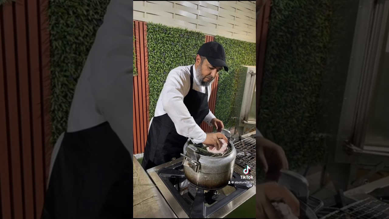 حنيذ بالحجر في قدر الضغط