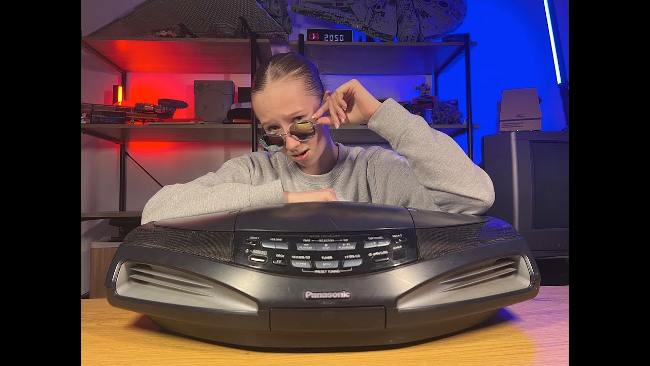 Panasonic RX-ED77 Cobra - Kobří máma