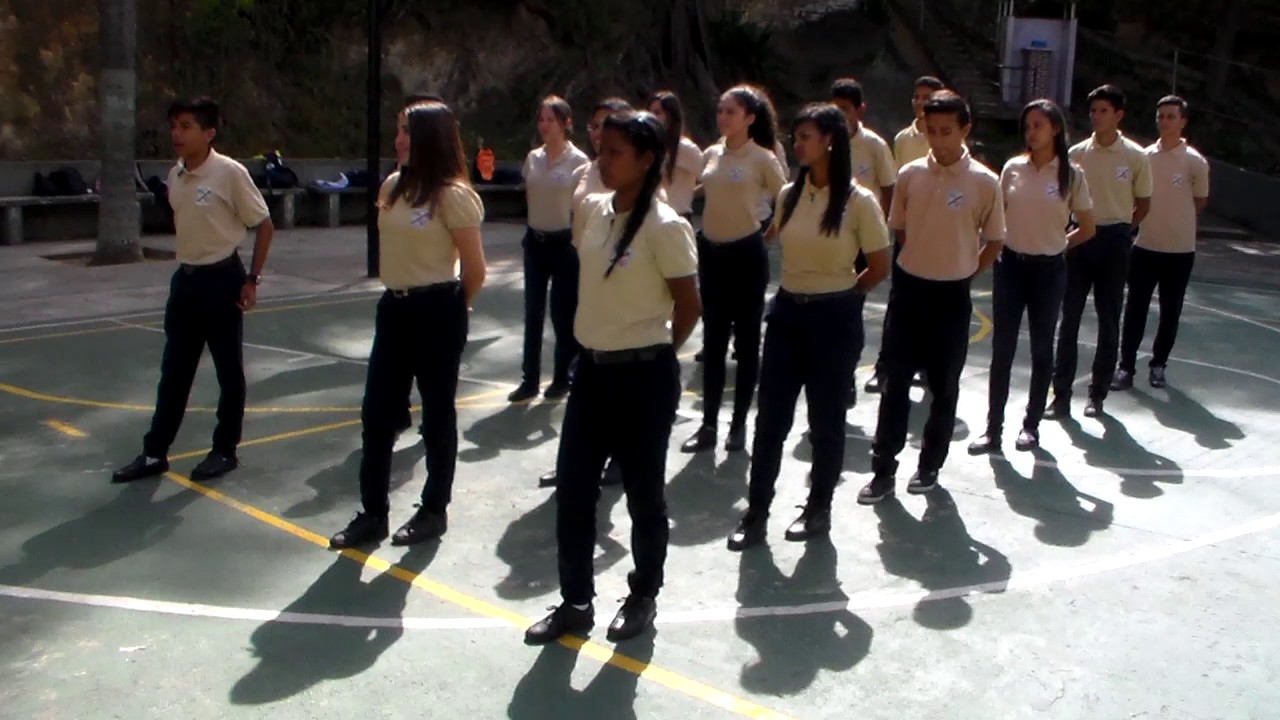 Formación de 5to Año A Ejercicio Premilitar