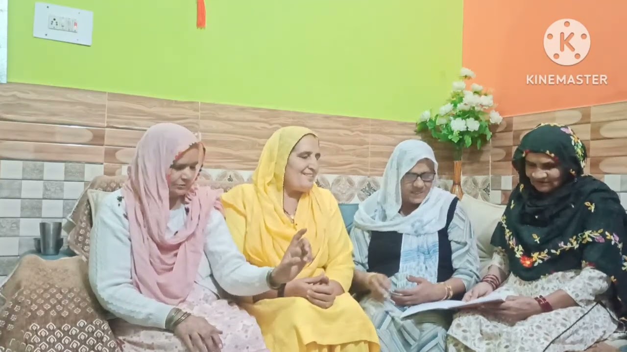 भजन🌸🏵️ गुरुओं की पैड़ी धम धम चढगी चढ़ने में भेद नहीं है, गुरुओं का मिलना कोई हंसी खेल नहीं है। #गुरु