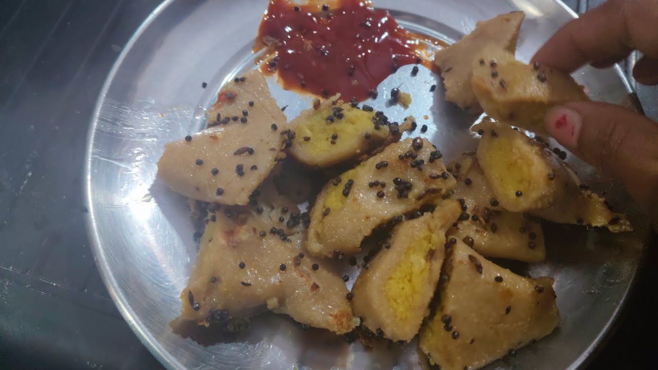 Chana dal aor aata ka testi spicy phara😋😋🙏🙏
