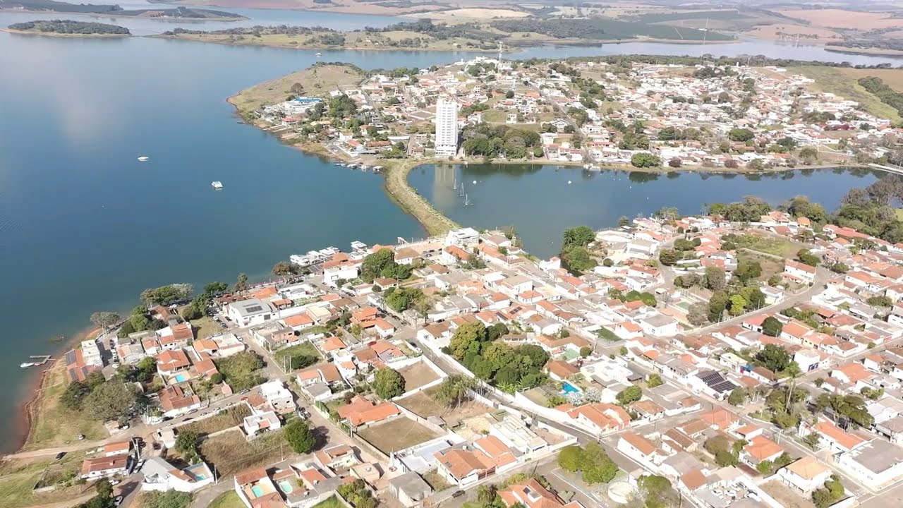 CIDADE DE FAMA-MG TOUR PELA CIDADE- DRONE FIMI X8 TELE