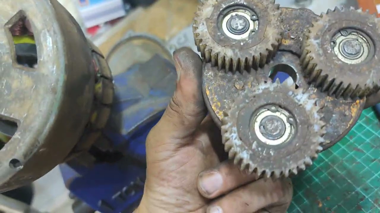 УЖАСНАЯ ИСТОРИЯ Ремонт заднего мотор-колеса BAFANG 750w — Часть 1 (RUSTY)