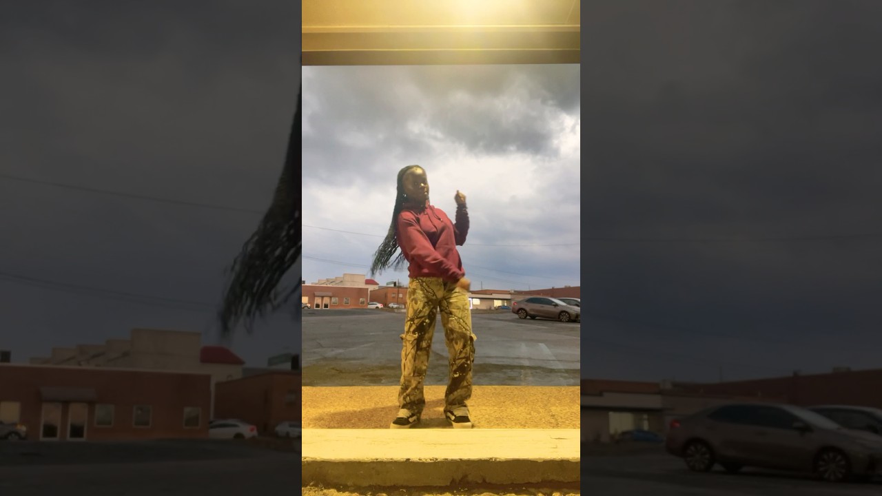 Pop that bird like a Willy #dance #funny #viralvideo #foryou #trend #youtubeshorts #shorts #fyp