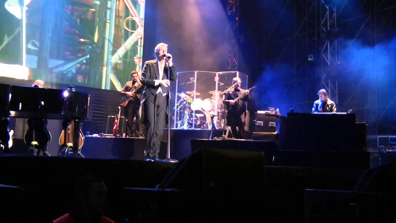 Claudio Baglioni: Concerto di Capodanno Roma 2010, E Tu Come Stai +  Noi No