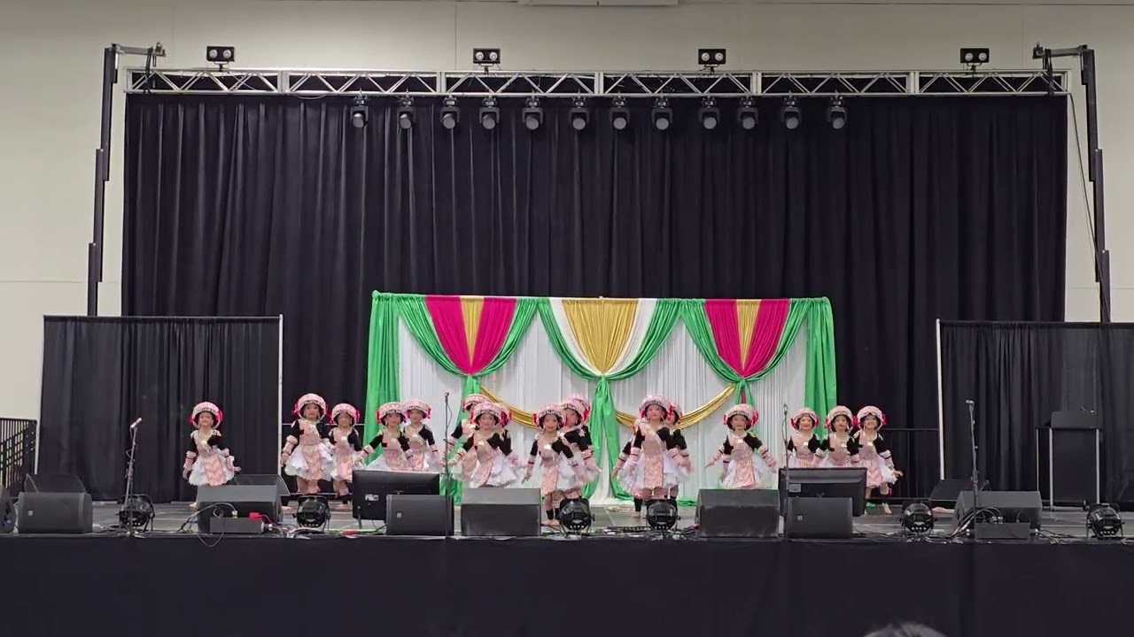 Clementine Hmong dance @ Madison Hmong New Year 2025, Day 1