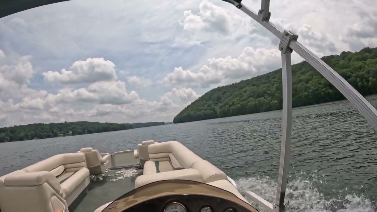 Candlewood lake boating