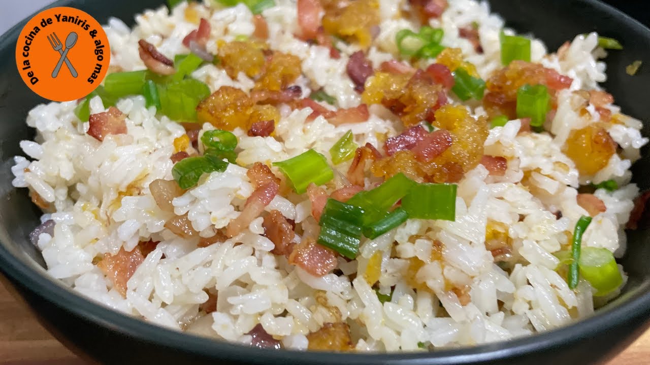 Cómo Hacer ARROZ con Puerro Tocineta y Plátano Maduro / De la cocina de Yaniris