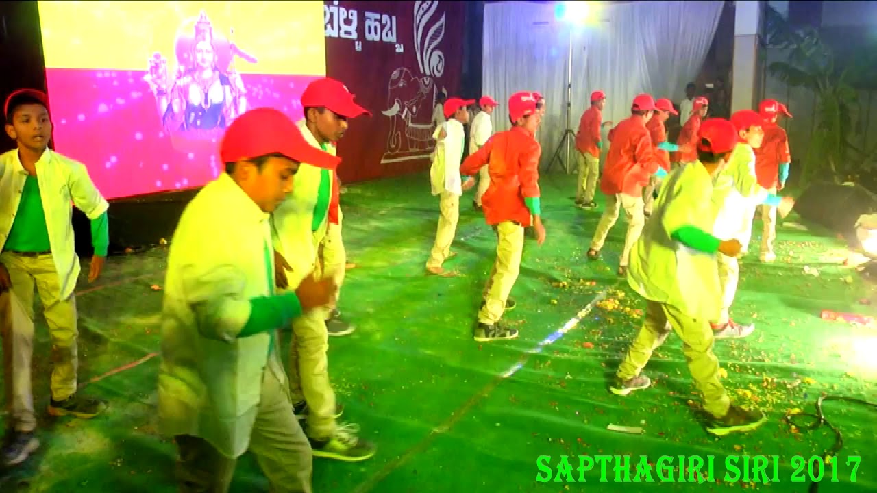 Yaarivanu Kannadadavanu Dance From Sapthagiri School Students, Davanagere