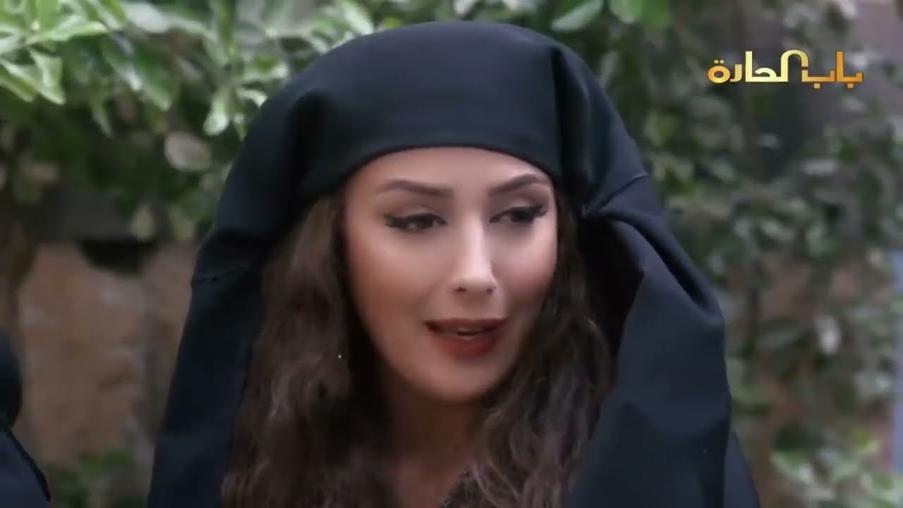 باب الحارة  ـ  سمعو عم يهدد أبو عصام بأنو يخلي المخفر يجيبولو مرتو دلال غصب عن أبوها
