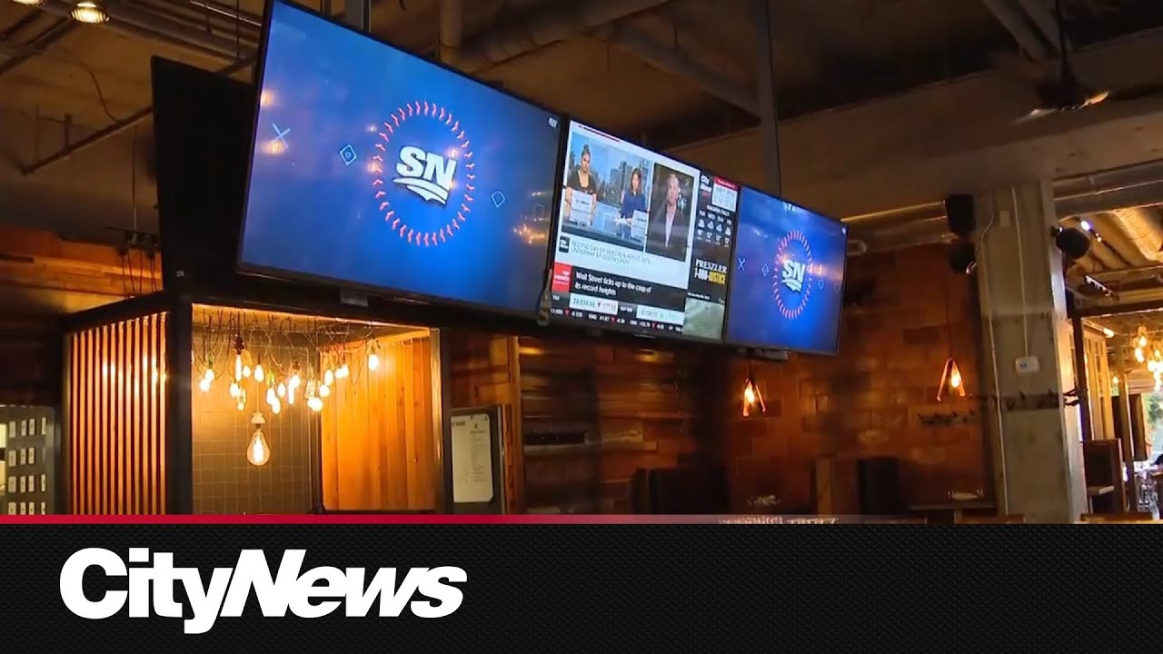 Bars and restaurants booming as Blue Jays head to the World Series