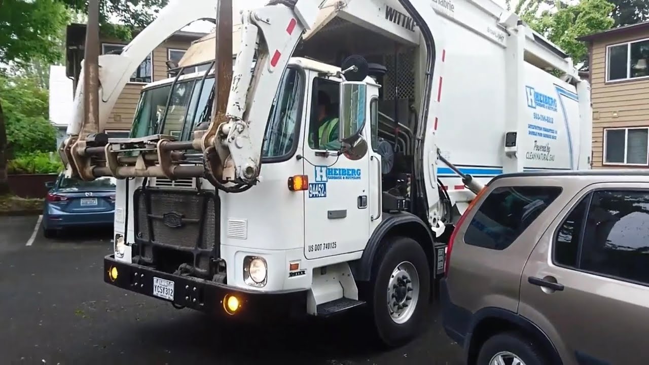 Wittke Front Loader: Heiberg Garbage and Recycling
