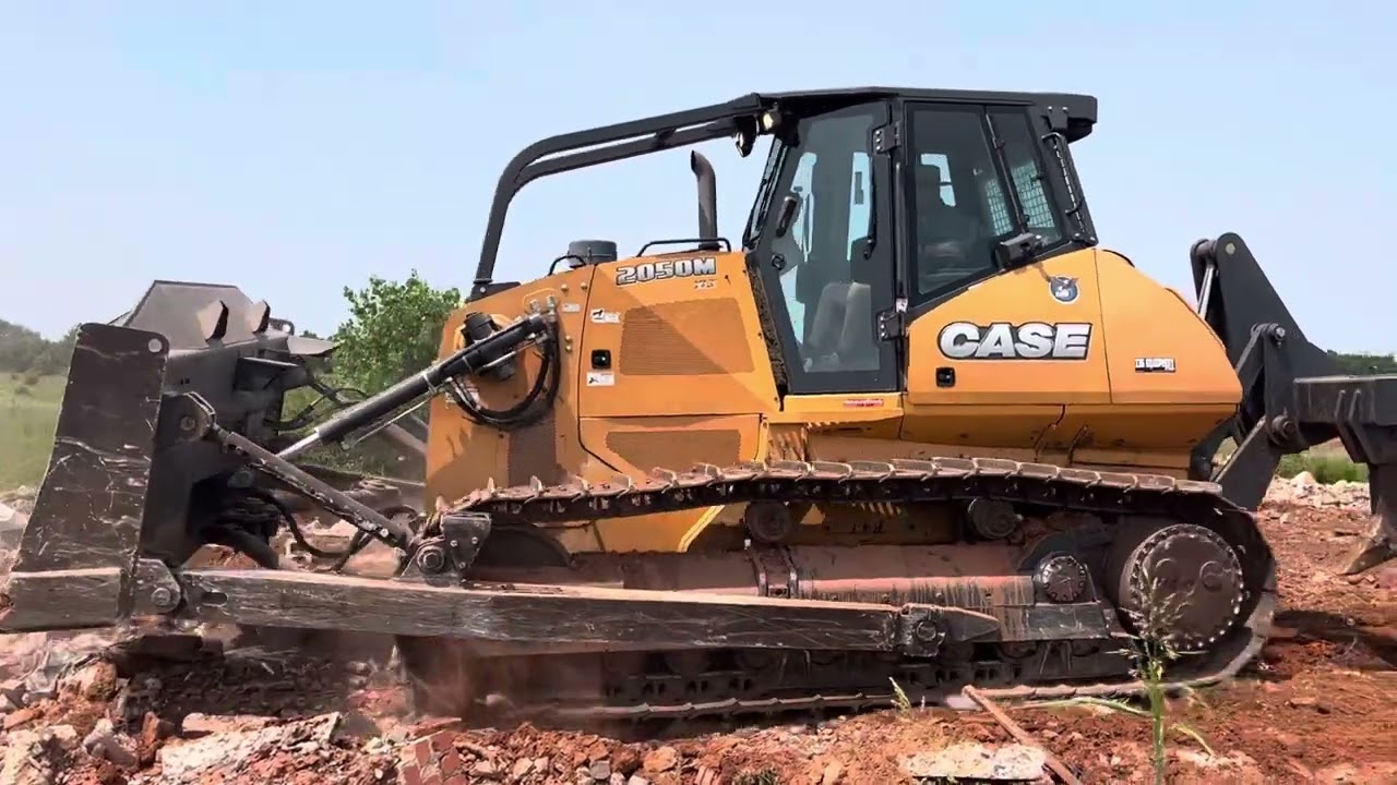 Case 2050M Bulldozer W/ Ripper