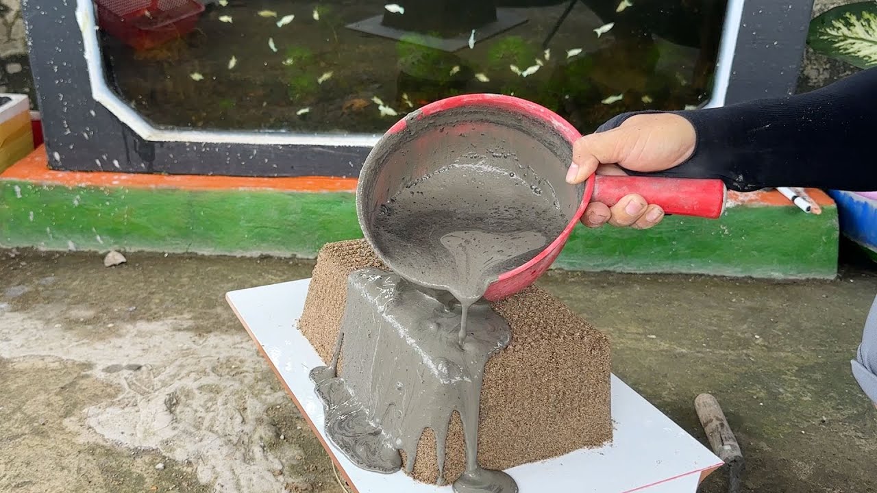 10 Minute Cement Crafts / Cement Pot Making Ideas at Home