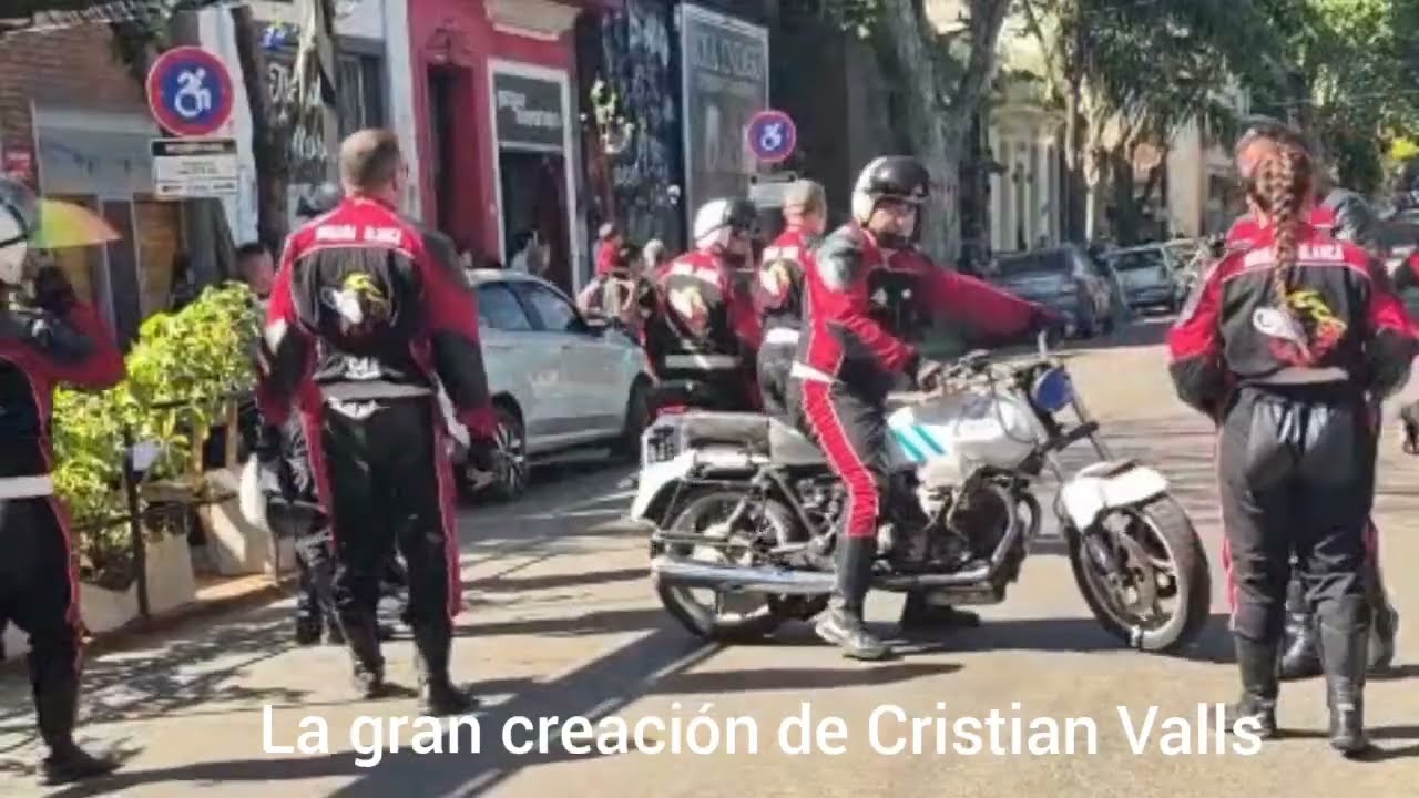 Salir en grupo, Pero en una sola moto