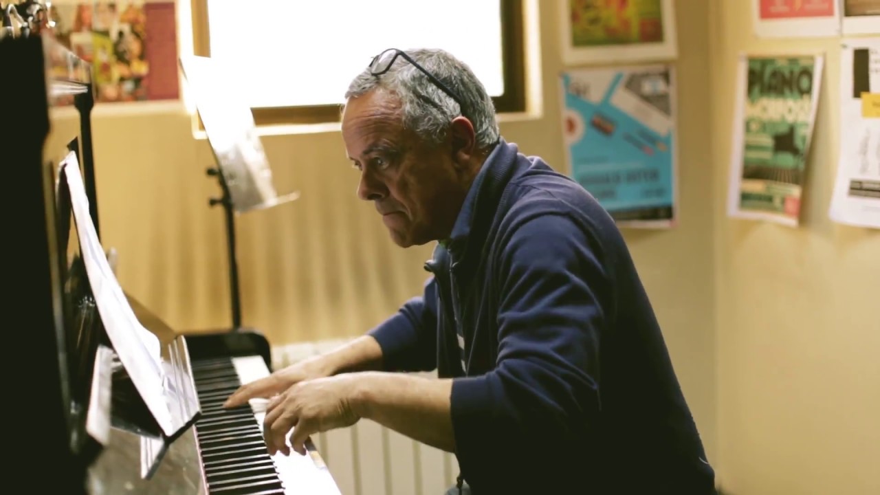 S&eacute;ptimaVida: Arreglo de piano ''Sons de Carrilhoes''