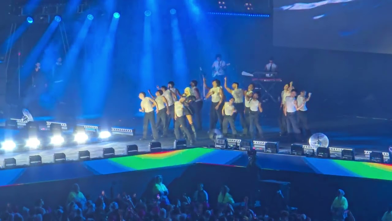 Pabllo Vittar - A Lua - CarnaUOL 2026 - São Paulo - Brasil (24/01/2026)