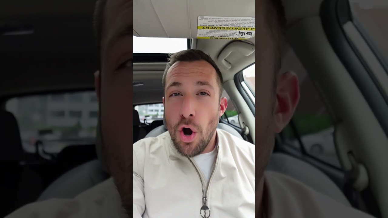 Falling for an Aquarius Woman? (Here&rsquo;s your warning and reward:) #zodiacsigns #astrology #aquarius