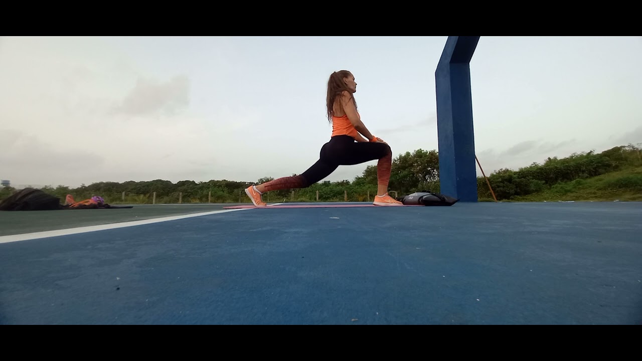 Women's best psoas exercise.