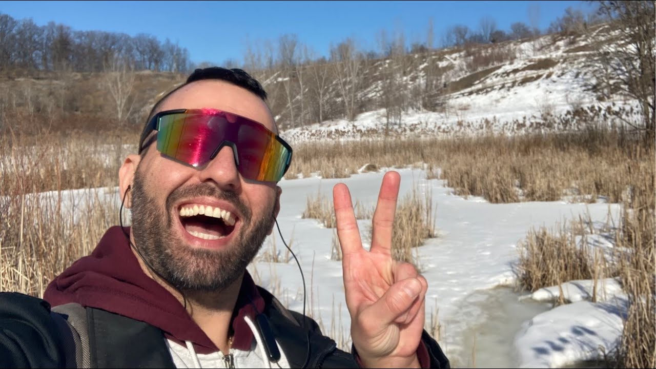 LIVE Toronto - Walking the Belth Line Trail!