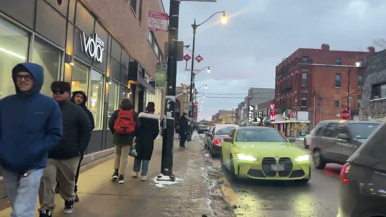 Saturday Evening walk in Chinatown 