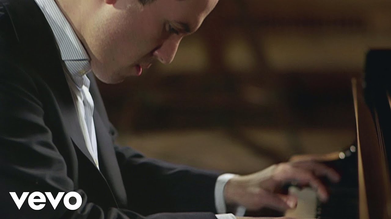 Igor Levit - Rzewski - The People United Will Never Be Defeated! Thema. With determination