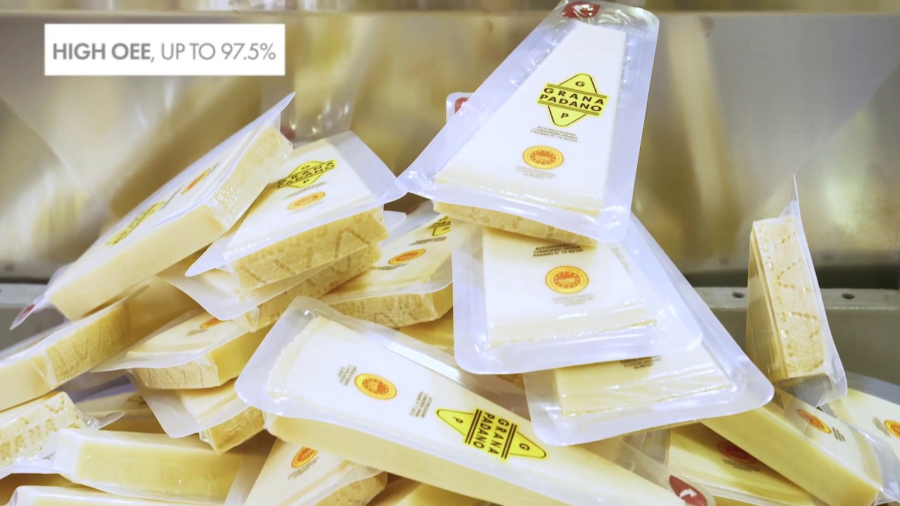COLIMATIC Thermoforming THERA650 fully automatic with robot - Packaging cheese wedges