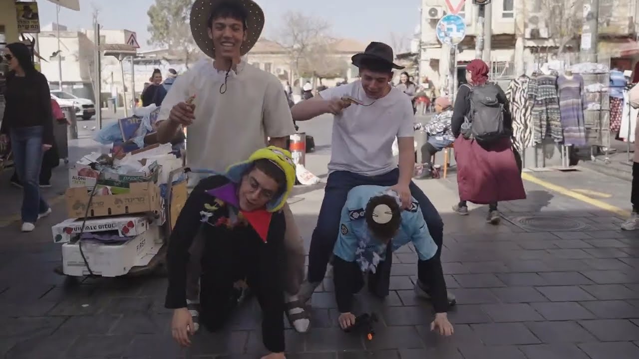 סרטון שטויות | קטע מתוך הכתרת שמיניתשפו צוות שבאב