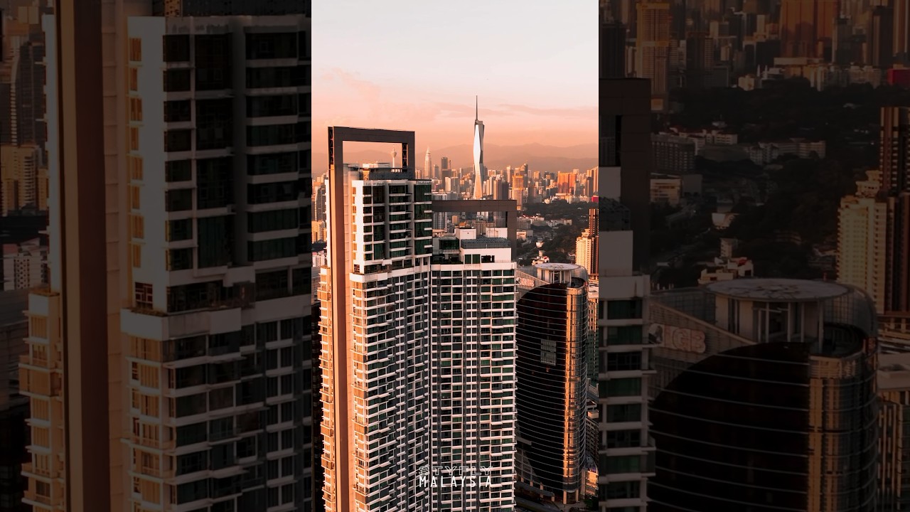KUALA LUMPUR LIGHT UP #malaysia #kualalumpur #cityvibes #shortvideo #shorts #travel