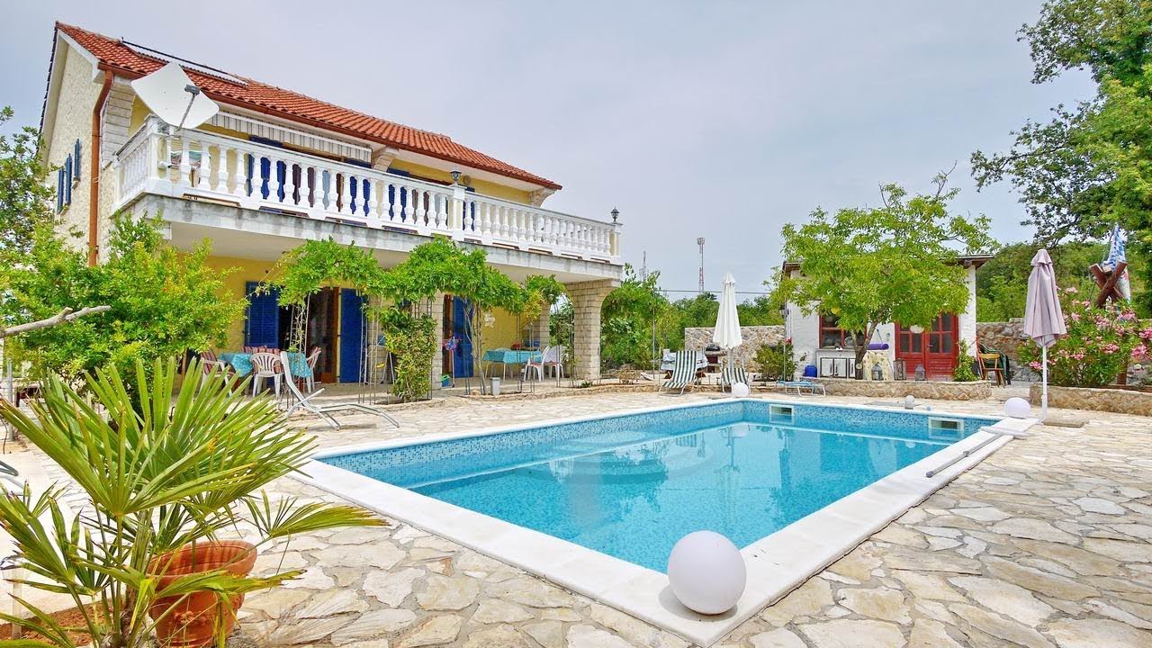 Krk island, Njivice, house close to sea for sale
