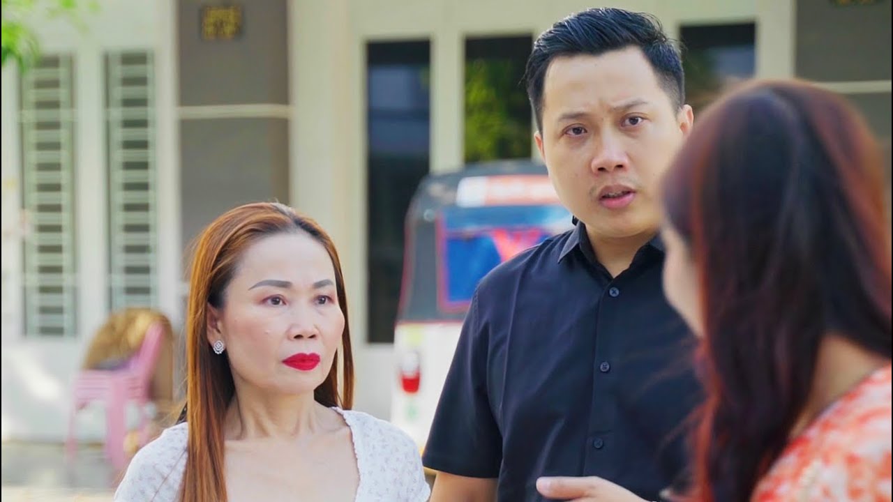 ប្អូនថ្លៃស្រីគួរអោយខ្នាញ់ខ្លាំង