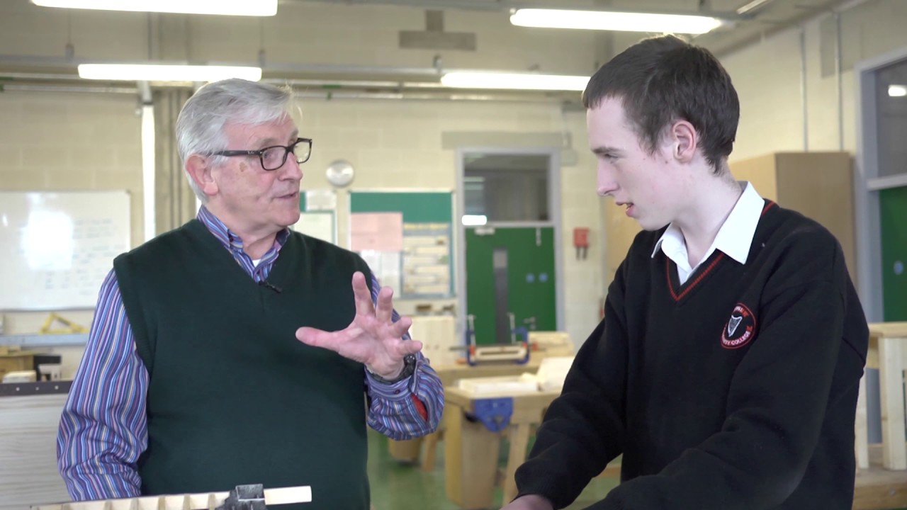CE Shaun Purcell chats to 5th Year Construction Studies Student