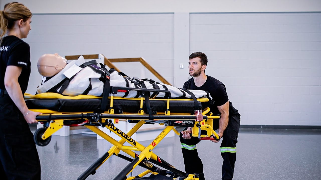 How to Adjust a Stretcher Height | Paramedic Equipment Demo
