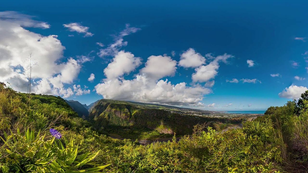 Du lever au coucher du soleil à 360 degrés - île de La Réunion