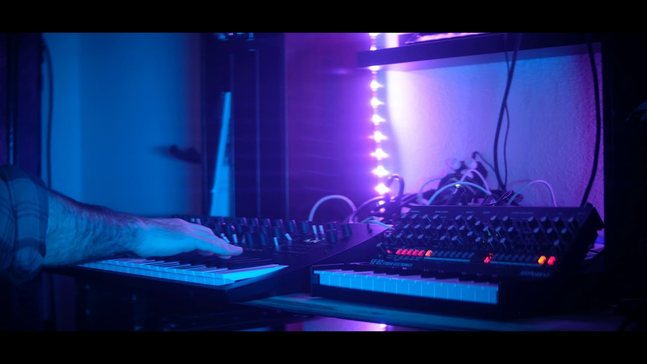 Korg Minilogue XD  + Roland se02 Jam: Jordan Service
