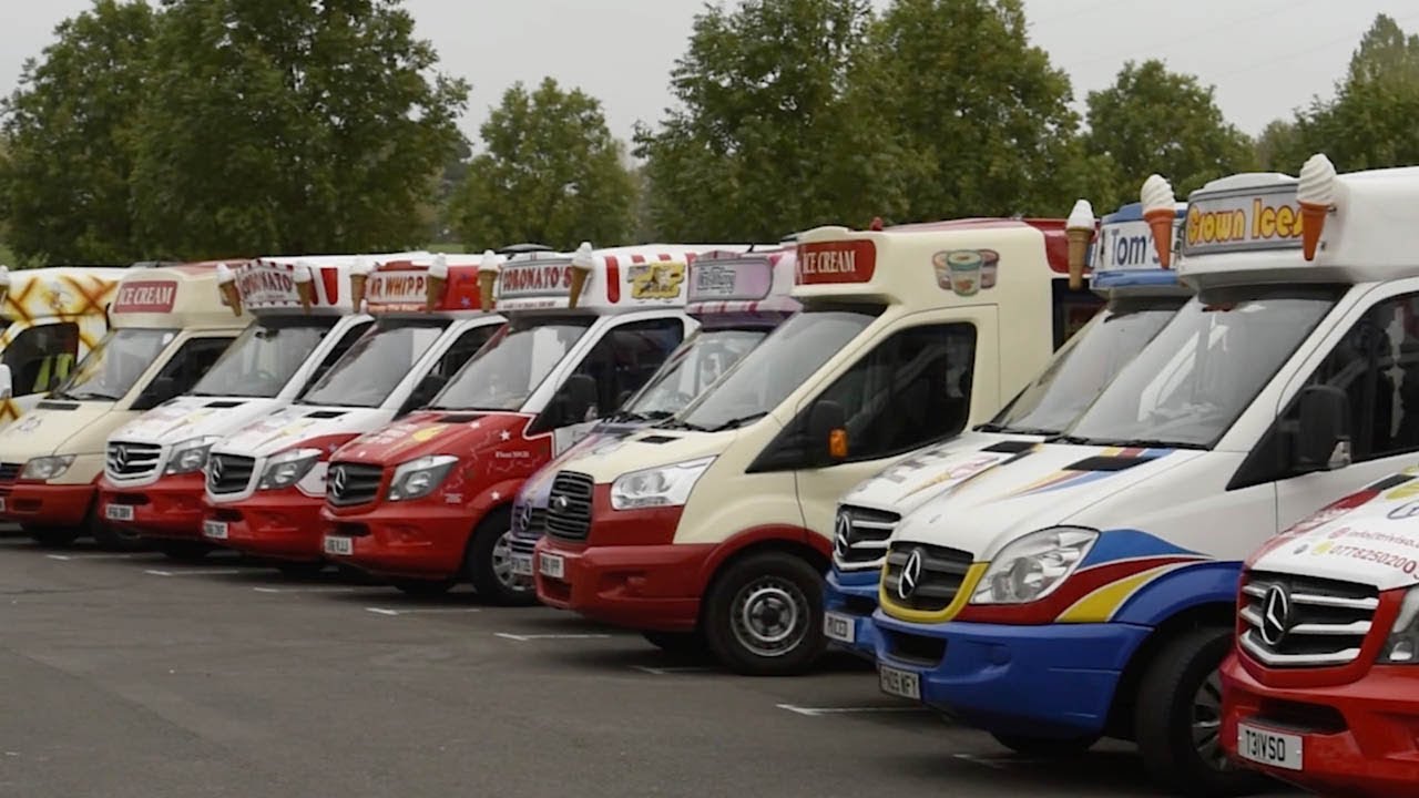 World Record For Longest Convoy Of Ice Cream Vans