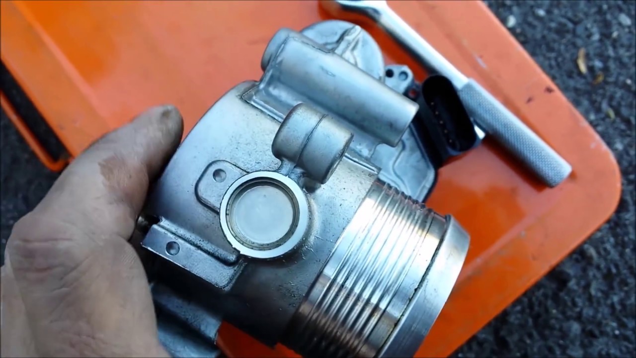 Réparation papillon d'admission d'air VAG AUDI A4 B8 2.0 TDI 143 CAGA (intake manifold flap repair)