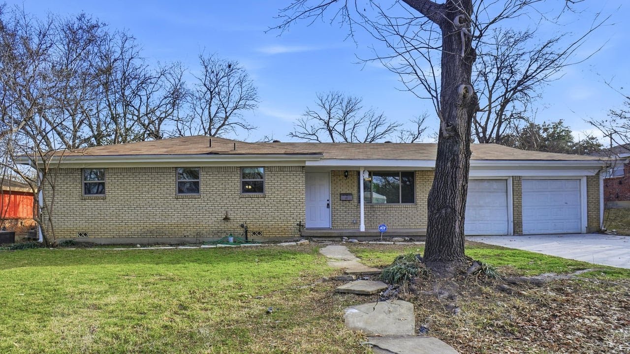 7212 Marilyn Ln, North Richland Hills, TX