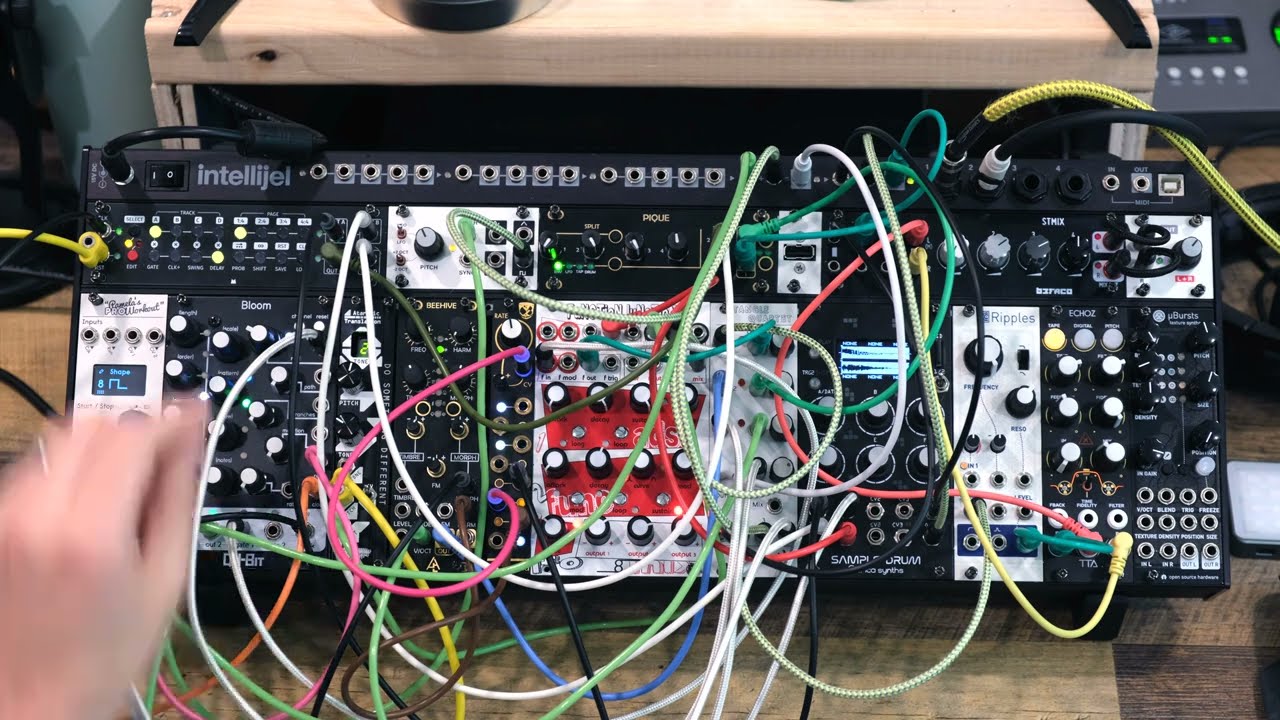 Triples is Best - Chiptune Modular Jam with Ataraxic Translatron