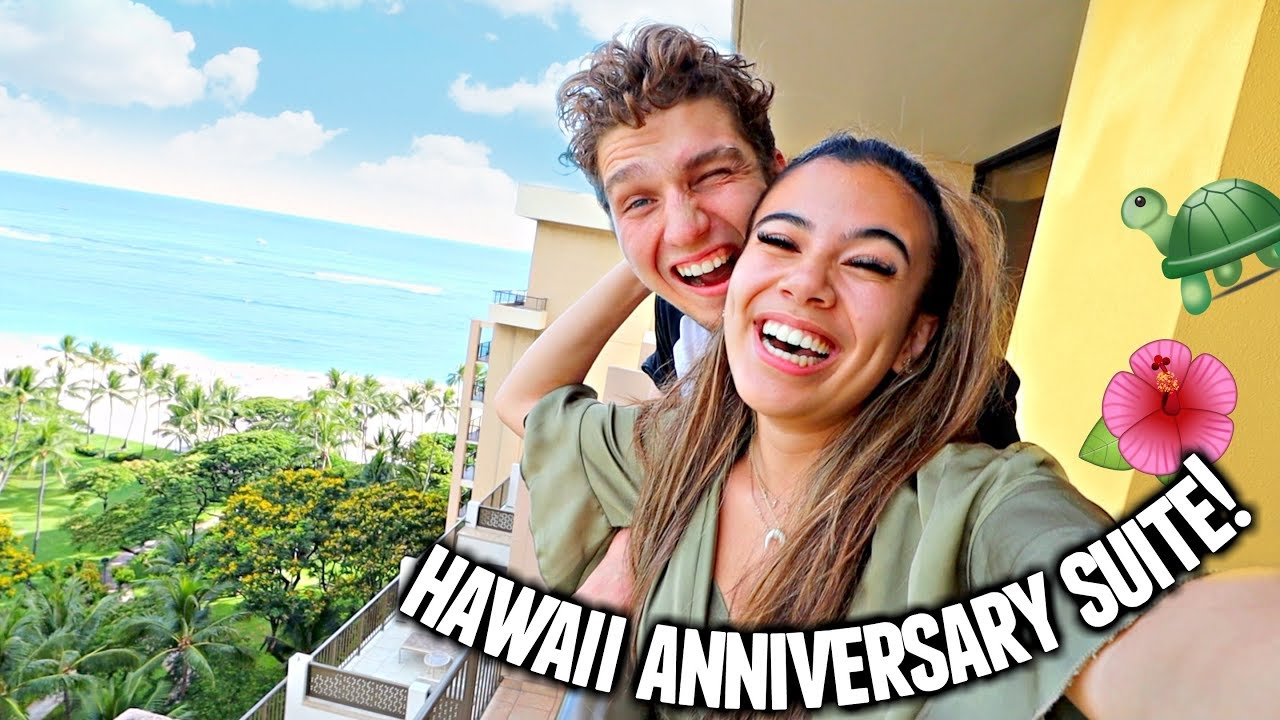 5 YEAR ANNIVERSARY TRIP TO HAWAII! Arriving To Our Suite!