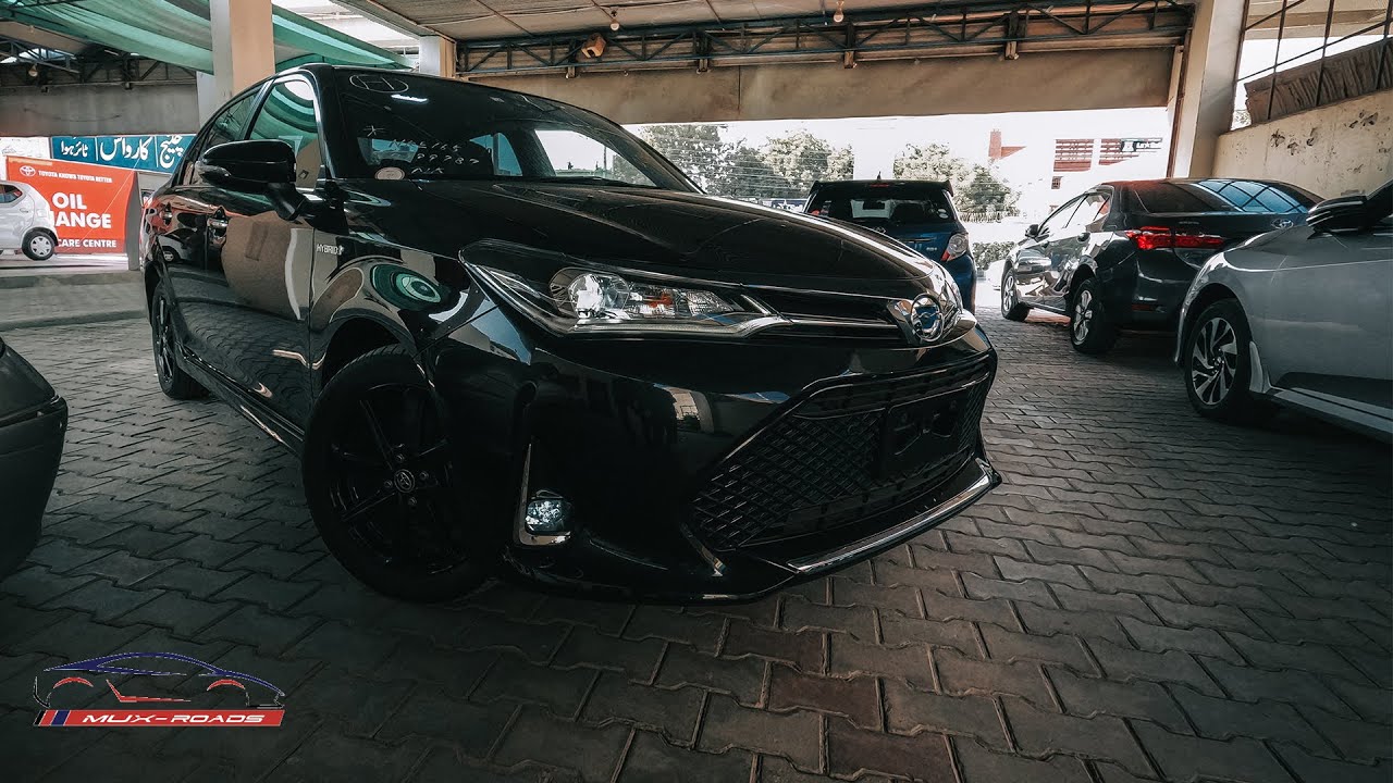 Toyota Axio Hybrid | WXB 2018 | Detailed Review: Price, Spec and Features | Mux Roads