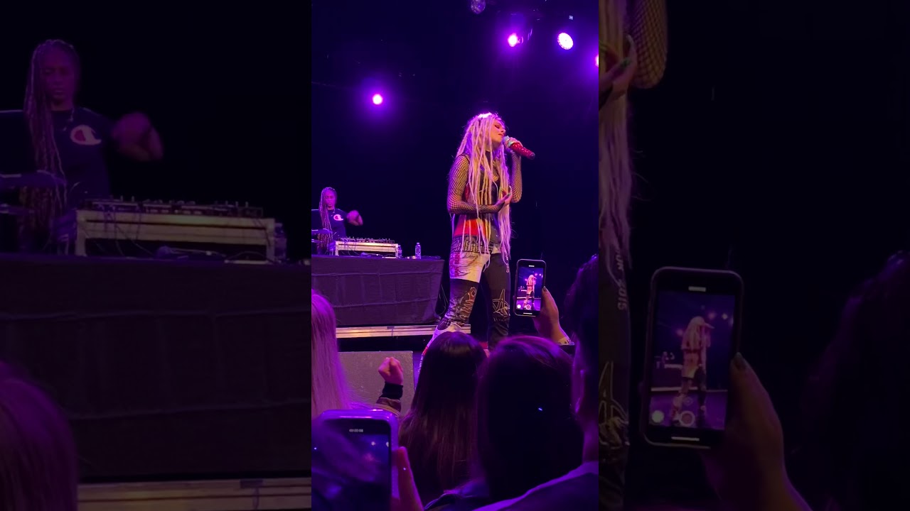 Zhavia - Hotline Bling @ El Rey Theatre